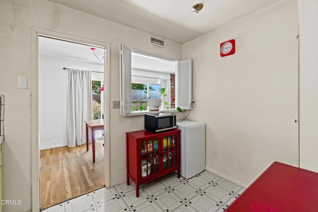 6449 Quakertown Ave, Woodland Hills, CA 91367 - photo 18