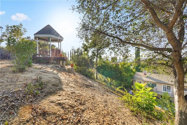 22550 Flamingo St, Woodland Hills, CA 91364 - view of yard featuring a gazebo