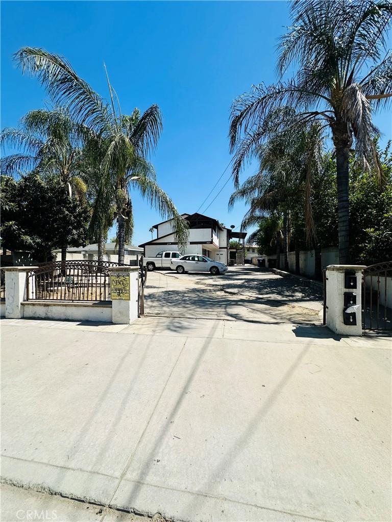 663 W 14th St, San Bernardino, CA 92405 - photo 1
