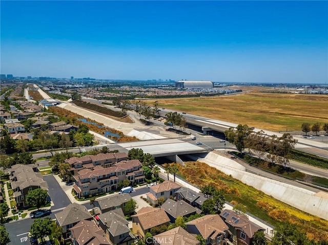 72 Westwind Dr, Tustin, CA 92782 - drone / aerial view