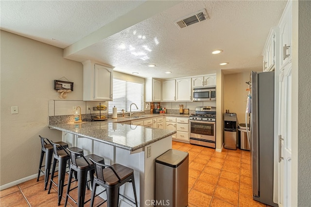 13290 Riverview Dr, Victorville, CA 92395 - photo 15