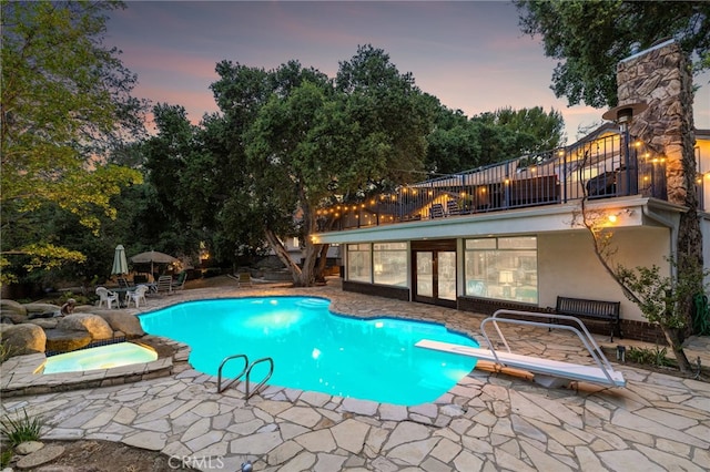 1146 Sandhurst Ln, La Verne, CA 91750 - outdoor pool featuring an in-ground hot tub, a patio area, and a diving board