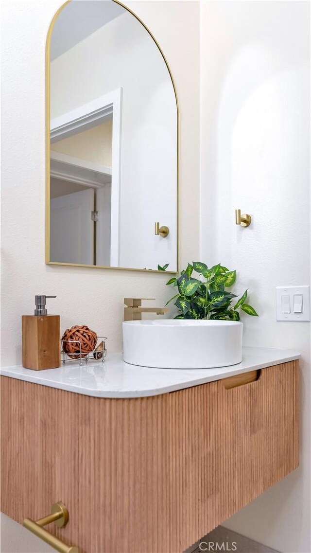 815 N Hagar St, San Fernando, CA 91340 - bathroom with vanity