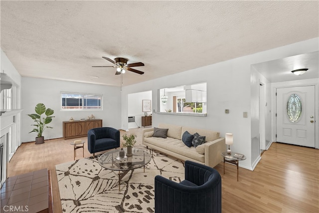 3137 W Olinda Ln, Anaheim, CA 92804 - photo 4