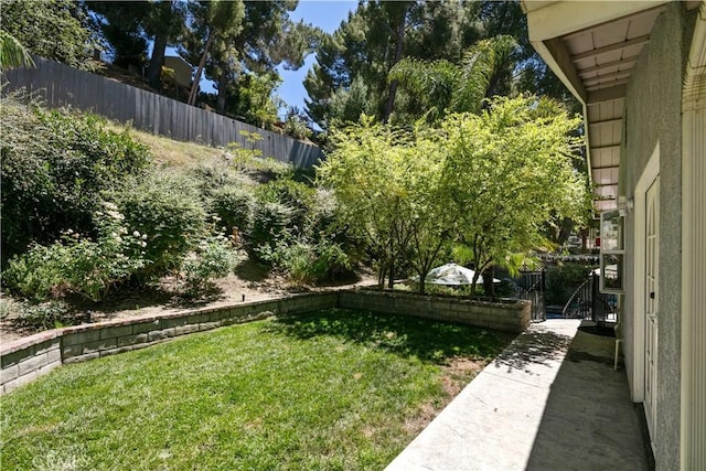 18836 Cedar Valley Way, Newhall, CA 91321 - view of yard