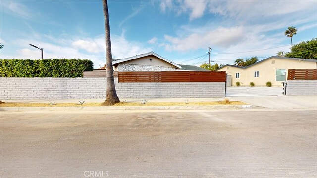 641 W 127th St, Los Angeles, CA 90044 - photo 40