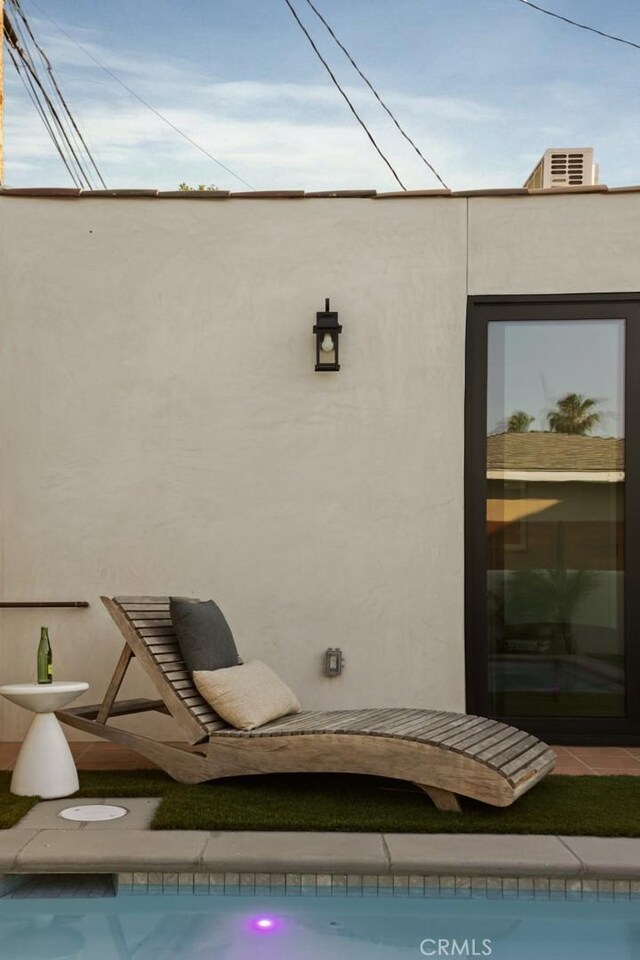 2334 Glover Pl, Los Angeles, CA 90031 - view of swimming pool