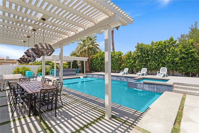 80848 Sunspring Ct, Indio, CA 92201 - view of swimming pool featuring a pergola, a patio area, and a pool with connected hot tub