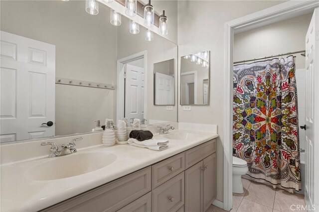 80848 Sunspring Ct, Indio, CA 92201 - full bath with double vanity and tile patterned floors
