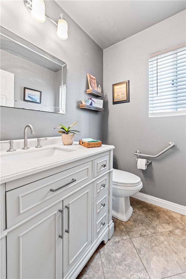 762 Twin Peaks Ave, Simi Valley, CA 93065 - bathroom featuring vanity and tile patterned flooring