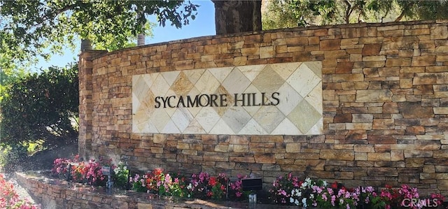 762 Twin Peaks Ave, Simi Valley, CA 93065 - view of community / neighborhood sign