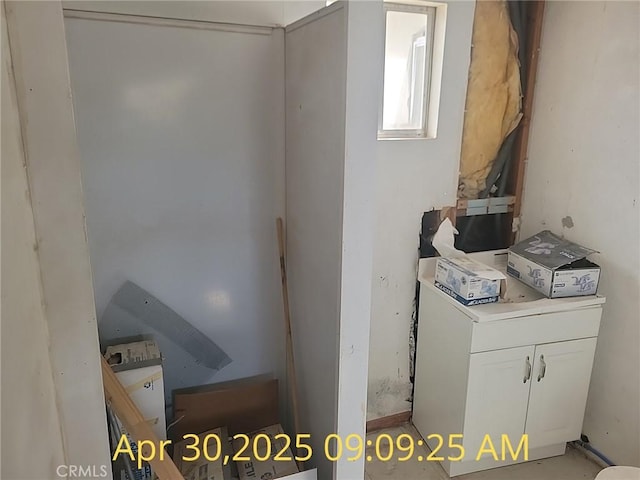 61276 La Brisa Dr, Joshua Tree, CA 92252 - view of laundry room