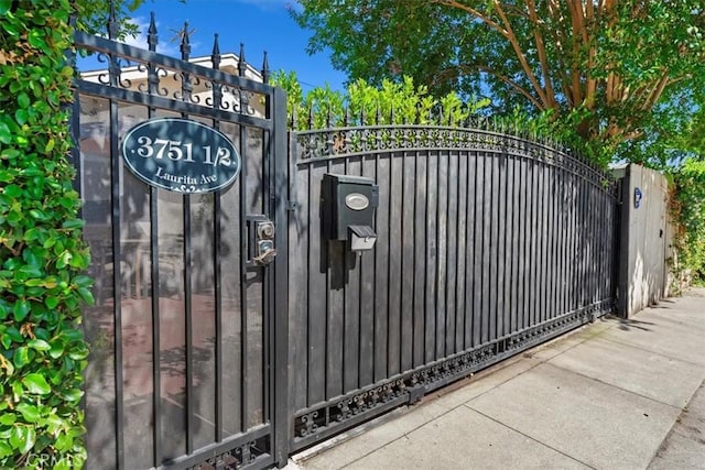 3751 Laurita Ave, Pasadena, CA 91107 - view of gate