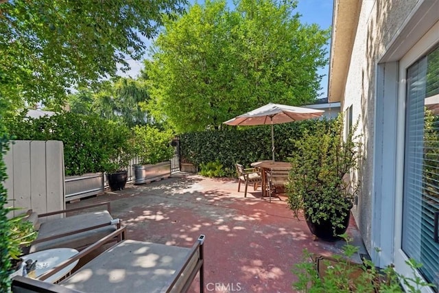 3751 Laurita Ave, Pasadena, CA 91107 - view of patio / terrace featuring outdoor dining space