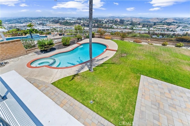 28422 La Pradera, Laguna Niguel, CA 92677 - view of swimming pool with a pool with connected hot tub, a fenced backyard, and a patio area