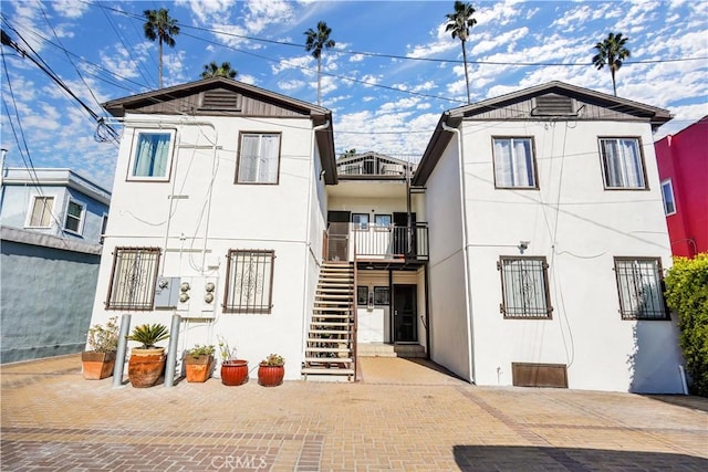 56665672 Franklin Ave, Los Angeles, CA 90028 - view of building exterior with stairs