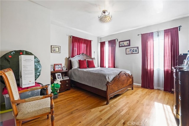 56665672 Franklin Ave, Los Angeles, CA 90028 - bedroom featuring light wood finished floors
