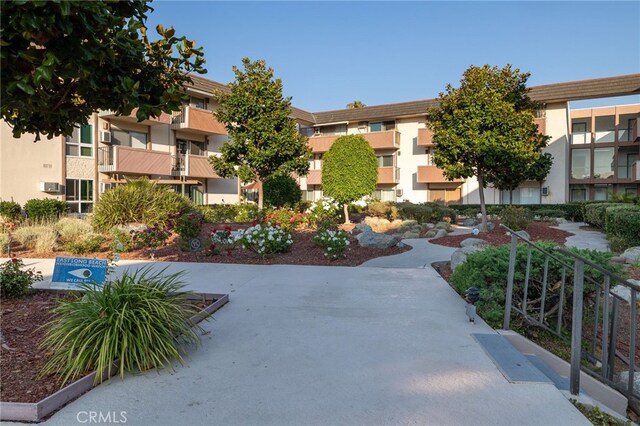 5585 E Pacific Coast Unit 144, Long Beach, CA 90804 - view of property's community