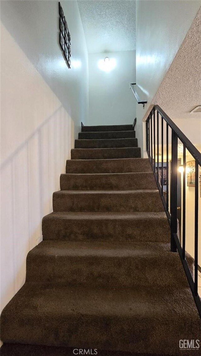 6021 Almendra Ave Unit C, Bakersfield, CA 93309 - photo 8