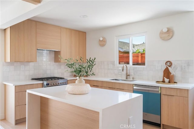 5250 Lemona Ave, Sherman Oaks, CA 91411 - photo 13