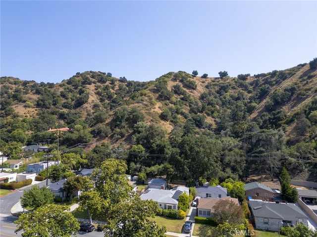 2046 E Glenoaks Blvd, Glendale, CA 91206 - aerial view of residential area with mountains