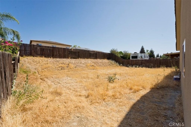 540 Shady Meadow Ct, Bakersfield, CA 93308 - view of yard