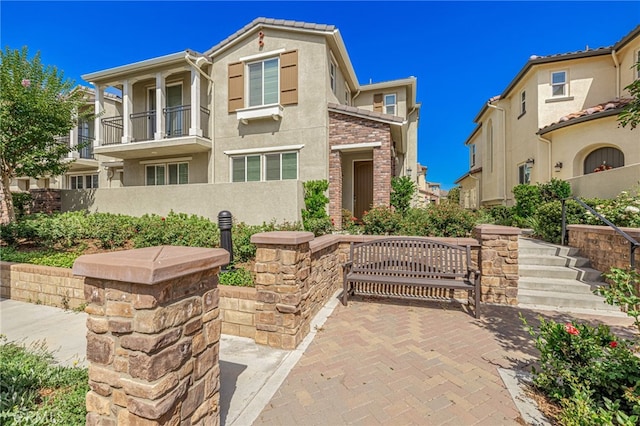 28752 Calle De La Paz Dr, Valencia, CA 91354 - photo 2