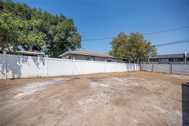 1021 W 5th St, Corona, CA 92882 - view of yard
