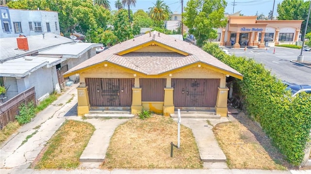 1615 W 39th Pl, Los Angeles, CA 90062 - view of front of home with roof with shingles