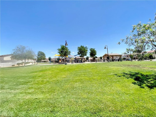 15895 Marigold Ct, Victorville, CA 92394 - photo 4