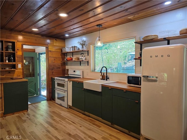 606 Crest Estates Dr, Lake Arrowhead, CA 92352 - photo 8