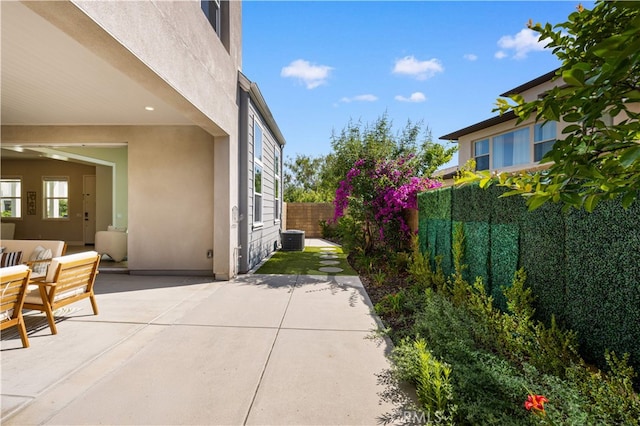 125 Character, Irvine, CA 92618 - fenced backyard featuring a patio
