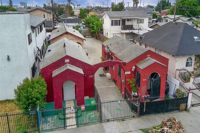 5868 Estrella Ave, Los Angeles, CA 90044 - view of front of home featuring a residential view and a fenced front yard