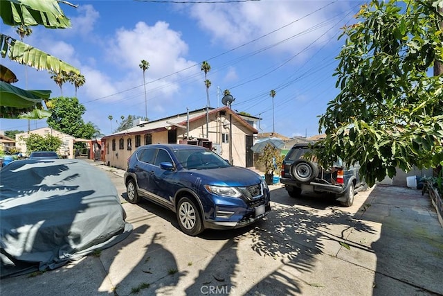5868 Estrella Ave, Los Angeles, CA 90044 - view of front of house