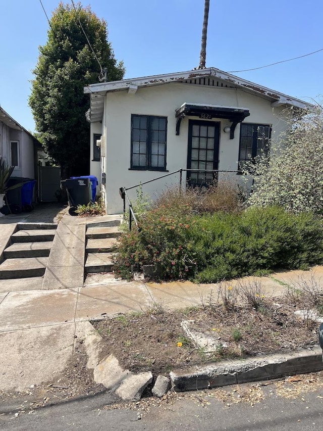 3621 Collier Ave, San Diego, CA 92116 - bungalow-style home with stucco siding