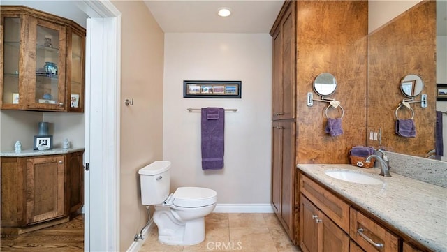 5215 E Monlaco Rd, Long Beach, CA 90808 - bathroom with baseboards and vanity
