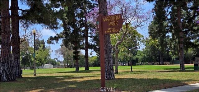 5215 E Monlaco Rd, Long Beach, CA 90808 - view of home's community featuring a lawn