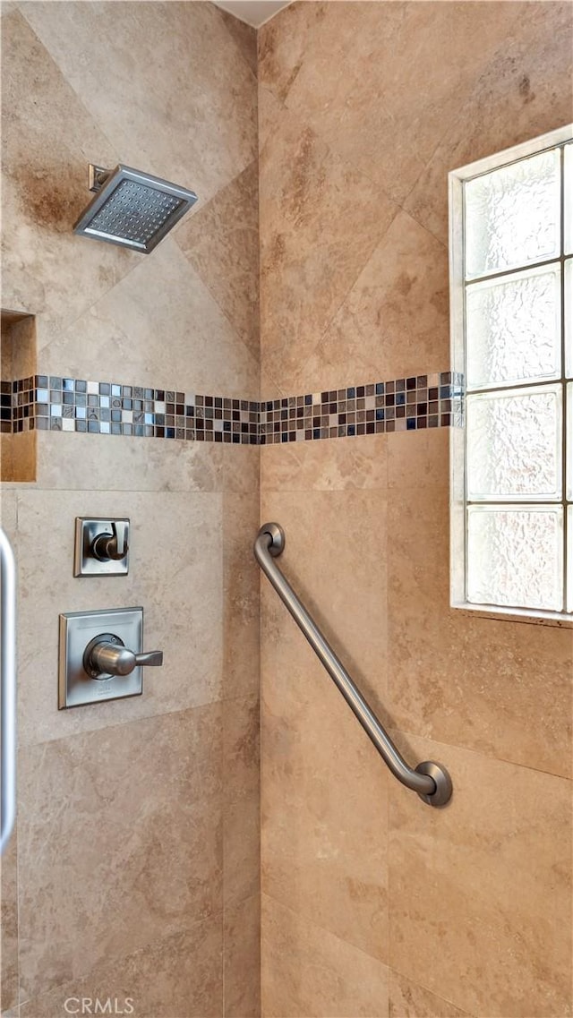 5215 E Monlaco Rd, Long Beach, CA 90808 - detailed view of a tile shower