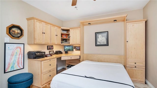 5215 E Monlaco Rd, Long Beach, CA 90808 - bedroom featuring built in study area and ceiling fan