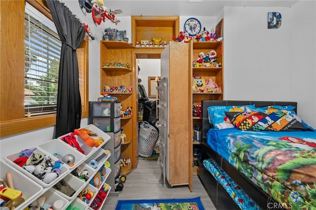 6739 Palm Ave, Riverside, CA 92506 - bedroom with wood finished floors