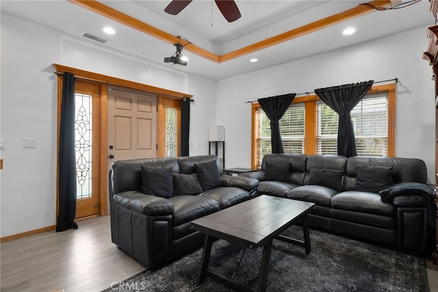 6739 Palm Ave, Riverside, CA 92506 - living area featuring wood finished floors, a ceiling fan, and recessed lighting