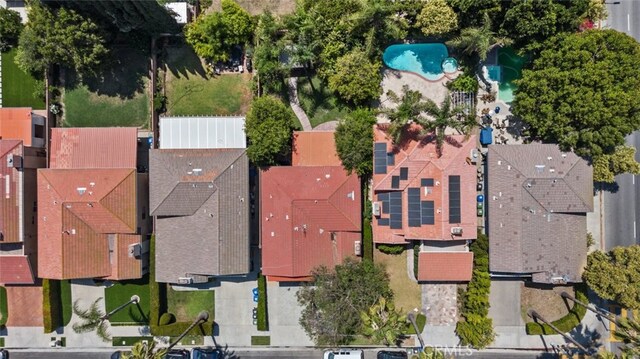 6355 Yolanda Ave, Tarzana, CA 91335 - bird's eye view of a pool