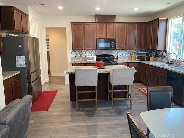 17620 Comfrey Dr, San Bernardino, CA 92407 - photo 3