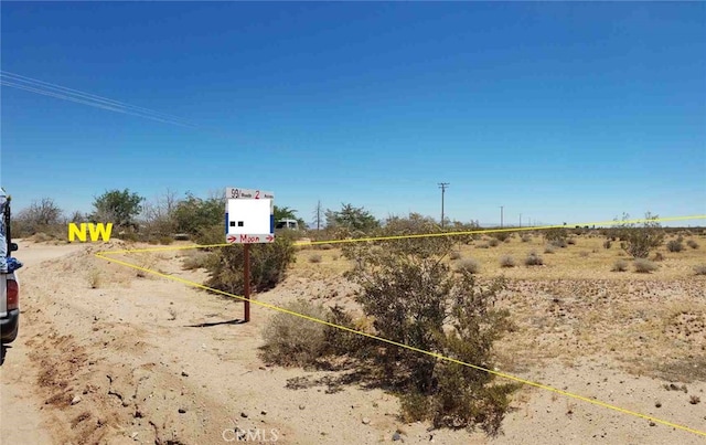 61329 Moon Dr, Landers, CA 92285 - photo 14