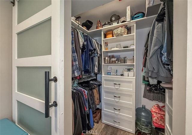 2288 Marilyn St, Simi Valley, CA 93065 - walk in closet featuring dark wood-style floors