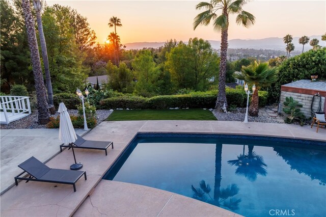 4707 Nomad Dr, Woodland Hills, CA 91364 - photo 51