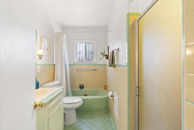 205 C St, Chula Vista, CA 91910 - full bath featuring a shower with curtain, tile patterned floors, tile walls, a tub to relax in, and vanity