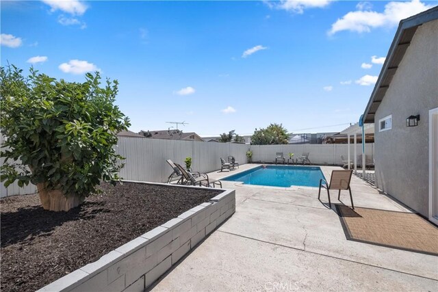 2433 Carlsbad Cir, Hemet, CA 92545 - photo 35