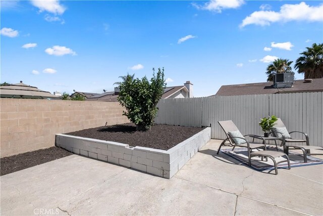 2433 Carlsbad Cir, Hemet, CA 92545 - photo 34