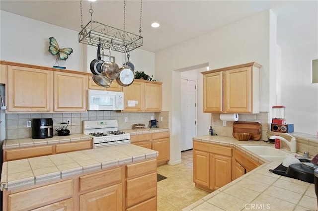 519 Chandler Ct, Livingston, CA 95334 - photo 10